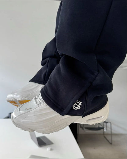 Open-Leg Jogger