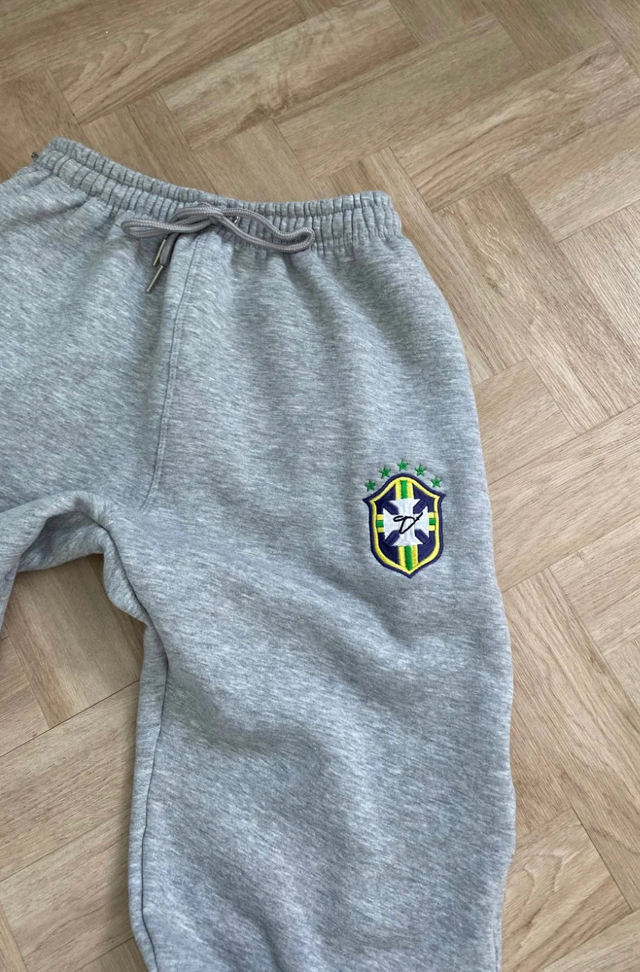 Revista Tracksuit „seleção“